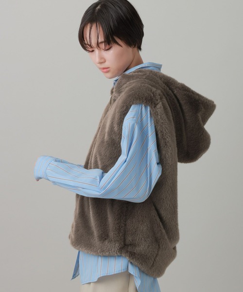 LAKOLE（ラコレ）の「ファーフードベスト / 1043953（ベスト・レディース・サンドグレー/ブラウン・FREE）」の13枚目の写真