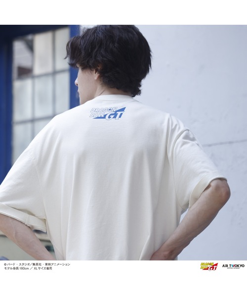 AIR TWOKYO(エアトゥーキョー)の「TVアニメ『DRAGON BALL GT』シーンイラストTシャツ 6(カメハウス)(Tシャツ/カットソー・メンズ・ブルー系その他/ホワイト系その他・XX-LARGE/X-LARGE/LARGE/MEDIUM/SMALL)」の4枚目の写真