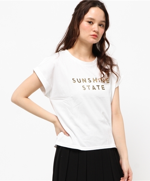 SoLA(Sister Of Los Angels)(ソラ(シスターオブロサンゼルス))の「STATE TEE SUNSHINE/ステイト箔プリントTシャツ(Tシャツ/カットソー・レディース・その他1/その他2/その他3・FREE)」の1枚目の写真