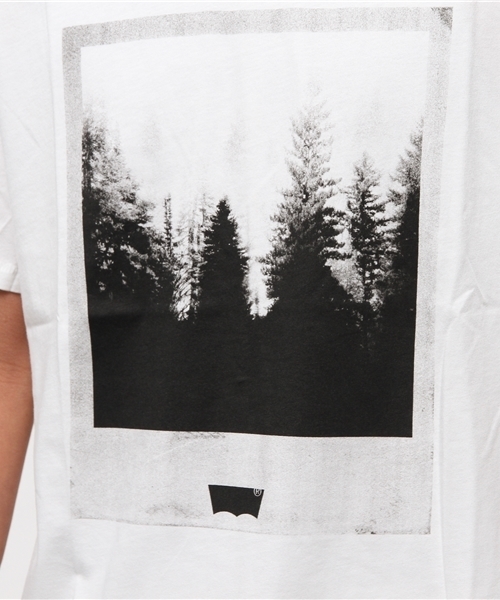 Levi's(リーバイス)の「MFO グラフィックTシャツ(Tシャツ/カットソー・メンズ・オフホワイト・MEDIUM/LARGE/SMALL)」の6枚目の写真