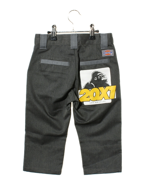 XLARGE KIDS（エクストララージキッズ）の「XLARGE KIDS Dickies QUARTER PANT（その他パンツ・キッズ・チャコールグレー/ブルー・4T/5T/6T）」の2枚目の写真