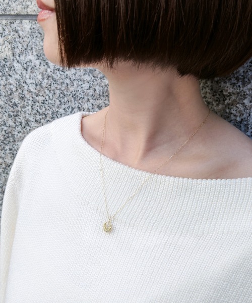 TAKE-UP(テイクアップ)の「K18パニエ クレセントネックレス(ネックレス・レディース・イエローゴールド・FREE)」の4枚目の写真