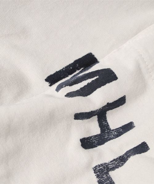 MHL.（エムエイチエル）の「PRINTED COTTON JERSEY（Tシャツ/カットソー・メンズ・ホワイト/オフホワイト/チャコール・MEDIUM/SMALL/LARGE/X-LARGE）」の17枚目の写真