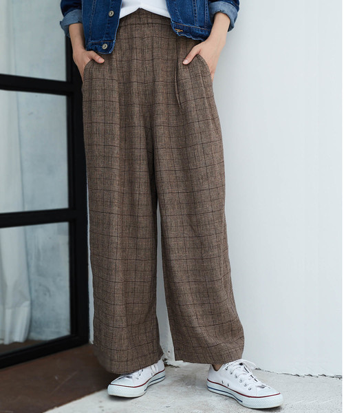 AMERICAN HOLIC（アメリカンホリック）の「・ハイウエストタックワイドパンツ○（その他パンツ・レディース・ネイビー/ブラック系その他3/カーキ/ブラウン系その他4/ベージュ・L/M）」の3枚目の写真