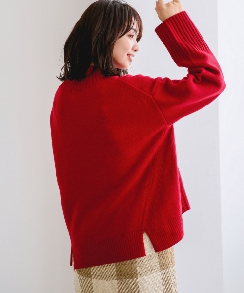 A part by（アパートバイ）の「5GWオフタートル　797532（ニット/セーター・レディース・ブラック/グレー/レッド/オフホワイト/マスタード/ライトブルー/パープル・FREE）」の12枚目の写真