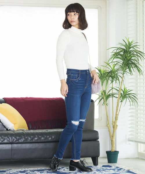 WEGO（ウィゴー）の「WEGO/スーパーフィットハイライズスラッシュスキニーパンツ（デニムパンツ・レディース・ブラック/ブルー系その他2/ブルー系その他/インディゴブルー・MEDIUM/SMALL/LARGE）」の8枚目の写真