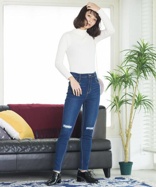 WEGO（ウィゴー）の「WEGO/スーパーフィットハイライズスラッシュスキニーパンツ（デニムパンツ・レディース・ブラック/ブルー系その他2/ブルー系その他/インディゴブルー・MEDIUM/SMALL/LARGE）」の5枚目の写真