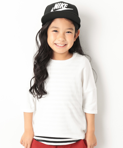 devirock（デビロック）の「ゆるっとTシャツ（Tシャツ/カットソー・キッズ・パープル/ブルーグレー/スモークピンク/ホワイト/ブラック/レッド系その他/グリーン系その他/ダークパープル/ラベンダー/キャメル/イエロー系その他/モカ/ベージュ・80ｃｍ/120cm/110cm/150cm/100cm/90cm/140cm/130cm/160cm）」の2枚目の写真