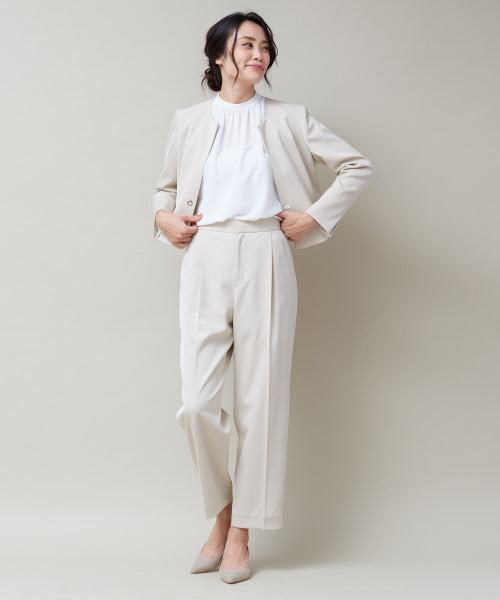 qualite(カリテ)の「《セットアップ》》《CLASSY掲載》ラチネショートジャケット(テーラードジャケット・レディース・ベージュ/ネイビー・38/36/40/34)」の12枚目の写真