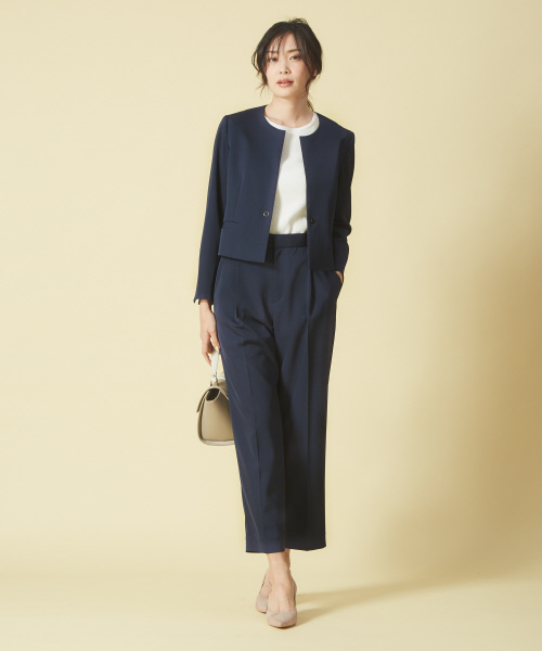 qualite(カリテ)の「《セットアップ》》《CLASSY掲載》ラチネショートジャケット(テーラードジャケット・レディース・ベージュ/ネイビー・38/36/40/34)」の15枚目の写真