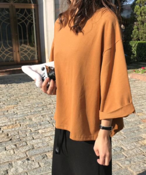 chuclla(チュクラ)の「【chuclla】サイドスリット カットソー chw714(Tシャツ/カットソー・レディース・ホワイト/ピンク/ダークグレー/キャメル・FREE)」の5枚目の写真