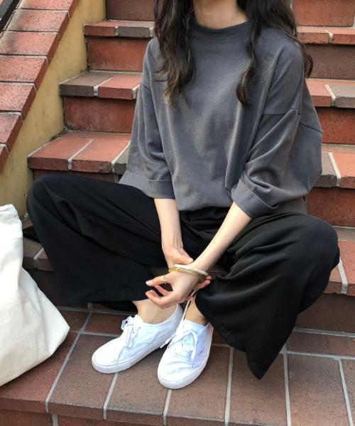 chuclla(チュクラ)の「【chuclla】サイドスリット カットソー chw714(Tシャツ/カットソー・レディース・ホワイト/ピンク/ダークグレー/キャメル・FREE)」の16枚目の写真