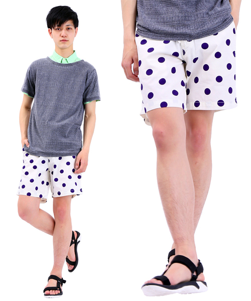 WEGO（ウィゴー）の「WEGO/パターンプリントボードショーツ（その他パンツ・メンズ・ホワイト系その他/ブラック/グリーン/ブルー/ホワイト/その他1/トリコロール/グレー/ネイビー/ワイン/ターコイズブルー・MEDIUM/LARGE）」の3枚目の写真