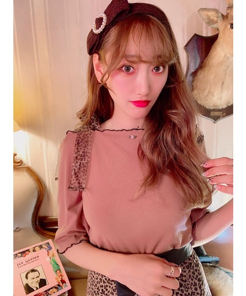 Swankiss�i�X�����L�X�j�́uAD guriguri leoT�i���̑��g�b�v�X�j�v�b�u���E��