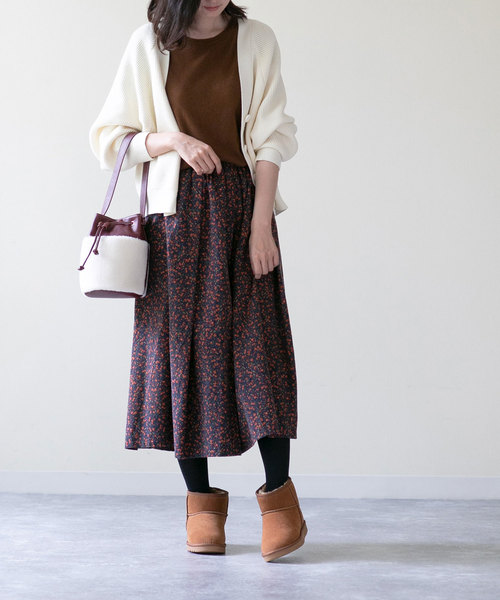 mooimooi（モーイモーイ）の「ショート ムートンブーツ（ブーツ・レディース・キャメル/スモークピンク/オレンジ/ネイビー/ピンク/ベージュ/ブラック/ダークブラウン/チャコールグレー・S/M/L/LL/3L/4L）」の16枚目の写真