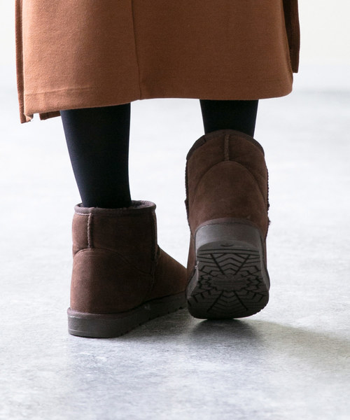 mooimooi（モーイモーイ）の「ショート ムートンブーツ（ブーツ・レディース・キャメル/スモークピンク/オレンジ/ネイビー/ピンク/ベージュ/ブラック/ダークブラウン/チャコールグレー・S/M/L/LL/3L/4L）」の18枚目の写真