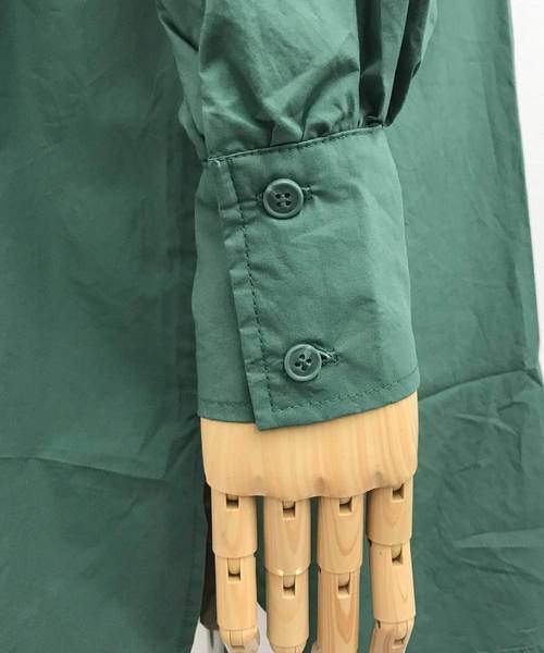 marle(マルレ)の「製品洗い コットンビッグシルエットシャツ(シャツ/ブラウス・レディース・ホワイト/ブラック/ベージュ/カーキ・FREE)」の5枚目の写真