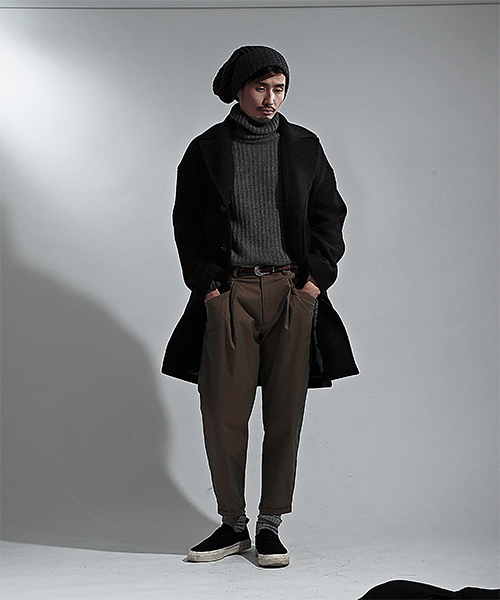 BEAMS(ビームス)の「VAPORIZE / コクーン コート(ステンカラーコート・メンズ・ブラック/チャコールグレー・MEDIUM/SMALL/LARGE)」の8枚目の写真