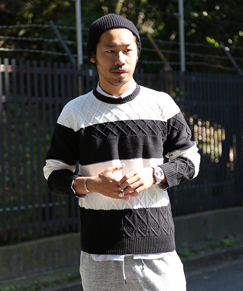 And A（アンドエー）の「ランダムケーブルボーダークルーネックニット（ニット/セーター・メンズ・ブラック/ブラウン・40/42/44）」の2枚目の写真