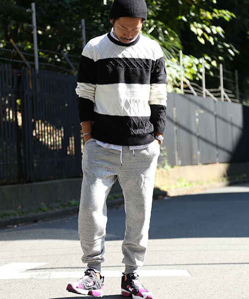 And A（アンドエー）の「ランダムケーブルボーダークルーネックニット（ニット/セーター・メンズ・ブラック/ブラウン・40/42/44）」の9枚目の写真