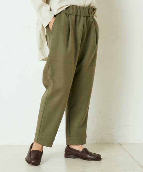 PUAL CE CIN(ピュアルセシン)の「タックテーパードパンツ(その他パンツ・レディース・チャコールグレー/ベージュ/ネイビー/カーキ・FREE)」の10枚目の写真