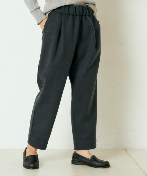 PUAL CE CIN(ピュアルセシン)の「タックテーパードパンツ(その他パンツ・レディース・チャコールグレー/ベージュ/ネイビー/カーキ・FREE)」の7枚目の写真