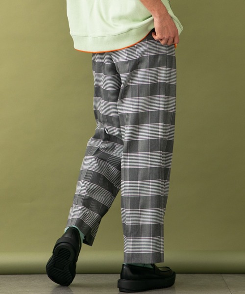 UNITED TOKYO（ユナイテッドトウキョウ）の「ストレッチツイル　ワイドPT（スラックス・メンズ・カーキ/ネイビー/グレー・1/2/3）」の18枚目の写真