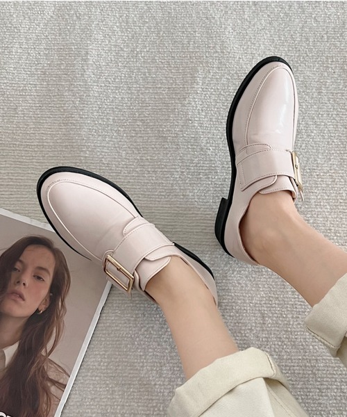 Shoes in Closet（シューズインクローゼット）の「超軽量マニッシュ