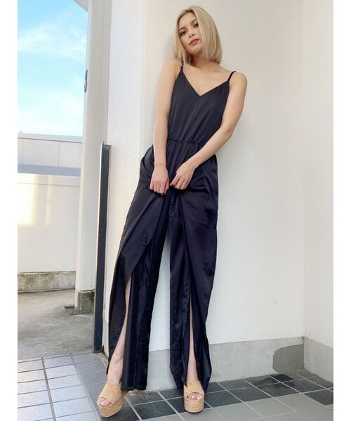 GYDA（ジェイダ）の「バックリボンサテンワイドオールインワン