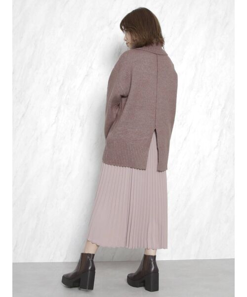 dazzlin(ダズリン)の「スリムフレアラインキャミワンピース(ワンピース・レディース・ベージュ/ピンク・FREE)」の8枚目の写真