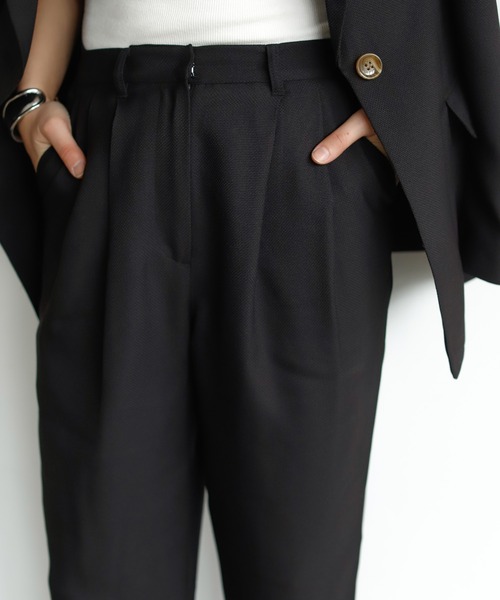 Auntie Rosa Holiday(アンティローザホリデー)の「麻調バスケットタックテーパード(スラックス・レディース・ブラック/ナチュラル/カーキ・FREE)」の12枚目の写真