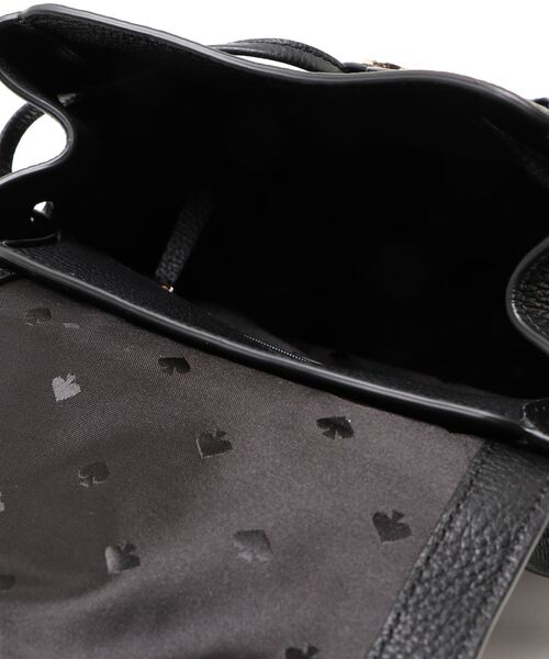 【美品】ケイトスペード レザー レイラ ミディアム フラップ バックパック Amazon.co.jp: Kate spade ケイトスペード アウトレット レイラ