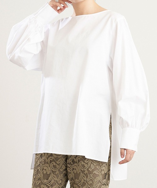 Whim Gazette（ウィムガゼット）の「ブロードバックスリットブラウス