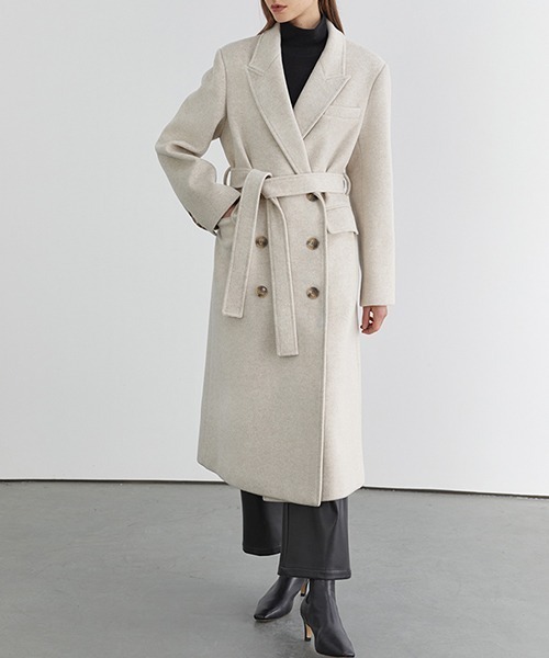 Fano Studios（ファノ ストゥディオズ）の「【Fano Studios】Belted double-breasted chester coat FD20D006（チェスターコート・レディース・アイボリー・L/S/M）」の2枚目の写真