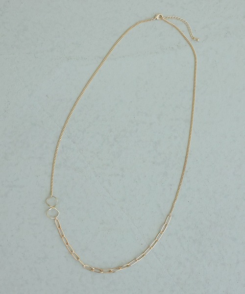 AMERICAN HOLIC（アメリカンホリック）の「変形メタルロングネックレス ＊（ネックレス・レディース・ゴールド/シルバー・FREE）」の2枚目の写真