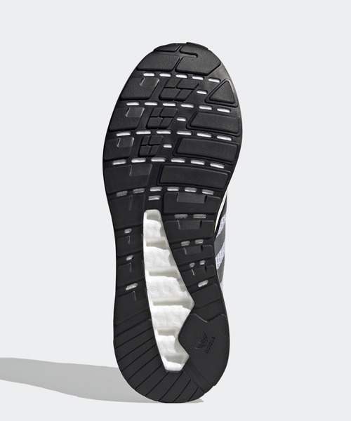 adidas（アディダス）の「ゼットエックス 2K ブースト ピュア
