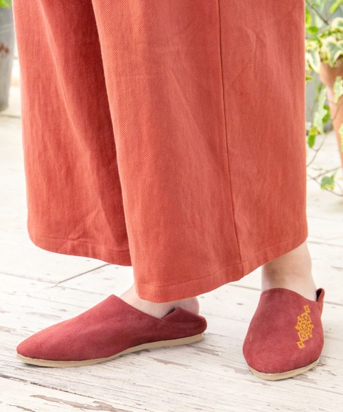 チャイハネ(チャイハネ)の「【チャイハネ】フェズロバブーシュ(その他シューズ・レディース・ブラック/ネイビー/レッド/キャメル・ONE SIZE)」の4枚目の写真