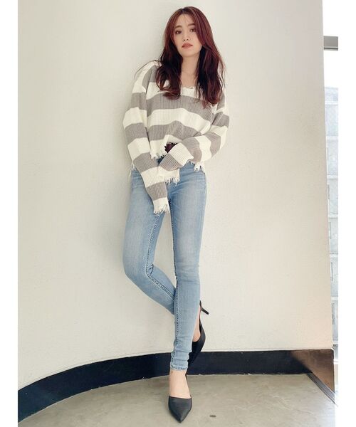 GYDA（ジェイダ）の「VネックグラインダーニットTOPS（ニット/セーター・レディース・ベージュ/ブラック/グレー・FREE）」の7枚目の写真