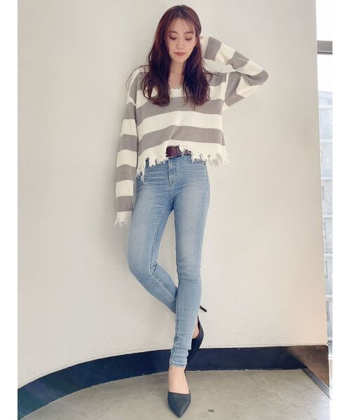 GYDA（ジェイダ）の「VネックグラインダーニットTOPS（ニット/セーター・レディース・ベージュ/ブラック/グレー・FREE）」の15枚目の写真