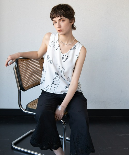 ACCL（エーシーシーエル）の「アートテキスタイル ノースリーブブラウス（シャツ/ブラウス・レディース・ピンク/ホワイト・FREE）」の3枚目の写真