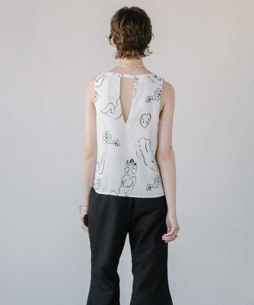 ACCL（エーシーシーエル）の「アートテキスタイル ノースリーブブラウス（シャツ/ブラウス・レディース・ピンク/ホワイト・FREE）」の17枚目の写真