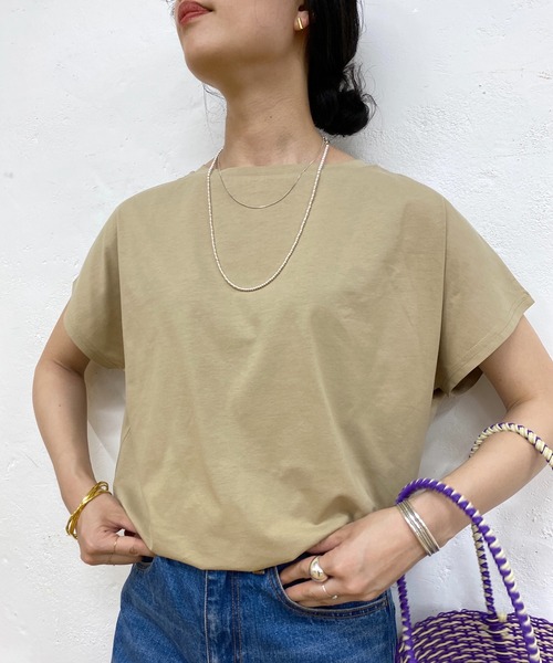 SHENERY（シーナリー）の「フレンチスリーブシルケットカットソー（Tシャツ/カットソー・レディース・ダークブラウン/ベージュ/オフホワイト・FREE）」の16枚目の写真