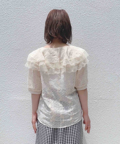 Clice de Paris(クリシェドゥパリス)の「K/チュールレース重ね衿ブラウス(シャツ/ブラウス・レディース・オフホワイト/アイボリー・ONESIZE)」の11枚目の写真
