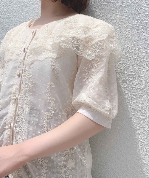 Clice de Paris(クリシェドゥパリス)の「K/チュールレース重ね衿ブラウス(シャツ/ブラウス・レディース・オフホワイト/アイボリー・ONESIZE)」の3枚目の写真