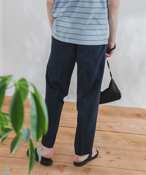 URBAN RESEARCH DOORS(アーバンリサーチドアーズ)の「コンフォートトラウザー(その他パンツ・メンズ・ネイビー/ブラック/グレー/モカ・40/38)」の9枚目の写真