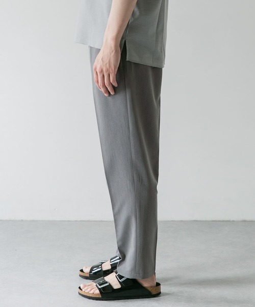 URBAN RESEARCH DOORS(アーバンリサーチドアーズ)の「コンフォートトラウザー(その他パンツ・メンズ・ネイビー/ブラック/グレー/モカ・40/38)」の18枚目の写真