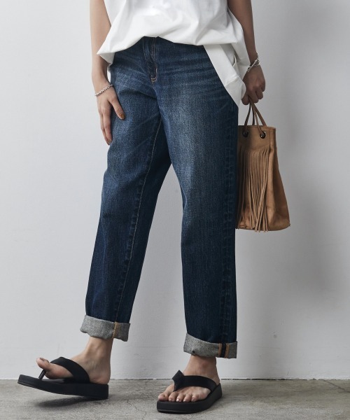 GEVS.(ジェイヴィス)の「<大きいサイズ>ボーイフレンドデニムパンツ GEVS.(デニムパンツ・レディース・ネイビー系/ブルー系/ホワイト系・80/106/114/96/84/92/88/122/98)」の6枚目の写真