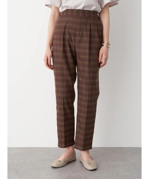 earth music&ecology（アースミュージックアンドエコロジー）の「ストレッチテーパードパンツ(チェック) ＊（その他パンツ・レディース・ブラウン/グレー/アイボリー・S/M/L）」の21枚目の写真