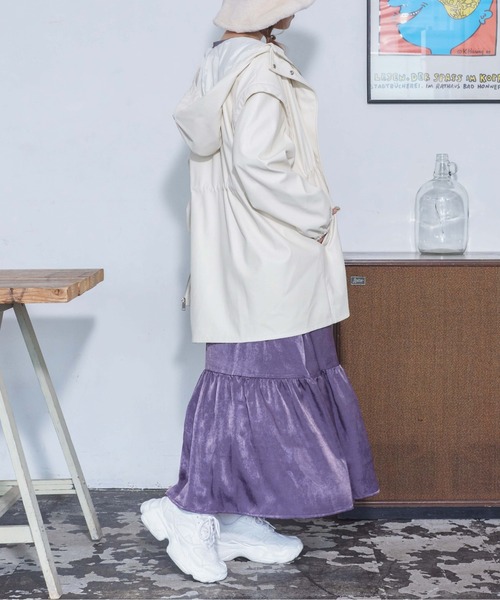 WEGO(ウィゴー)の「WEGO/サテンティアードフレアスカート(スカート・レディース・ブラック/パープル・FREE)」の11枚目の写真