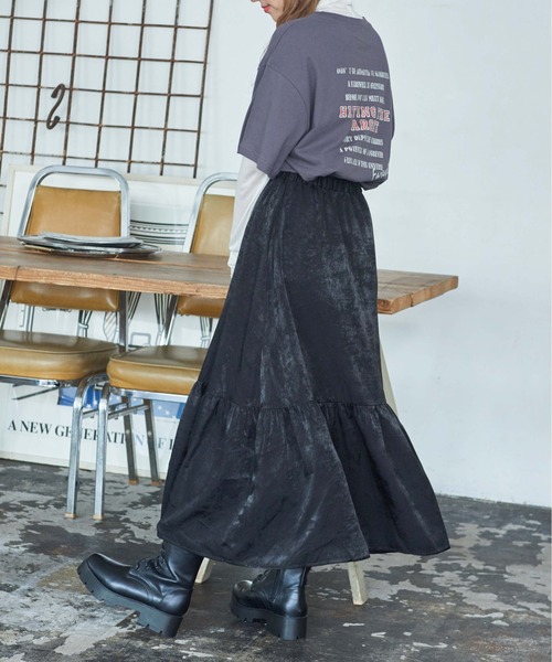 WEGO(ウィゴー)の「WEGO/サテンティアードフレアスカート(スカート・レディース・ブラック/パープル・FREE)」の12枚目の写真